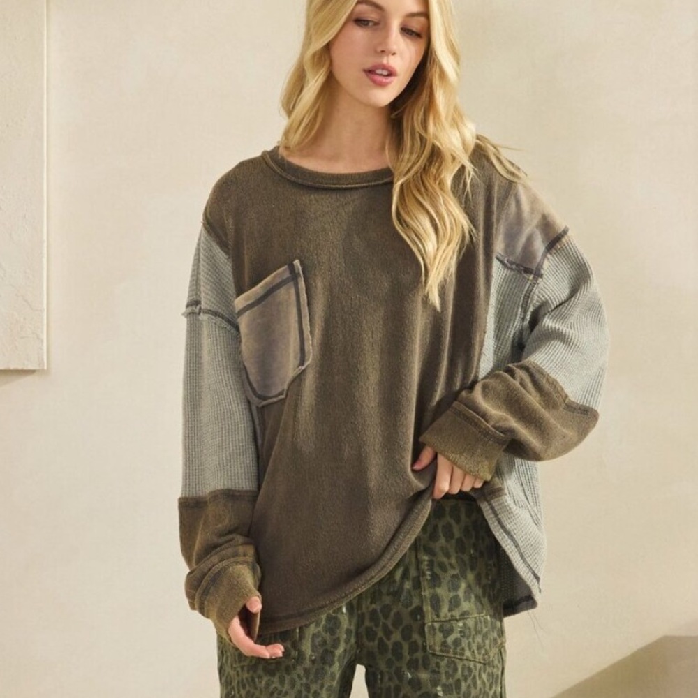 Sage + Fig Casual Patchwork Long Sleeve Top acid wash pocket sweatshirt - Picture 1 of 4